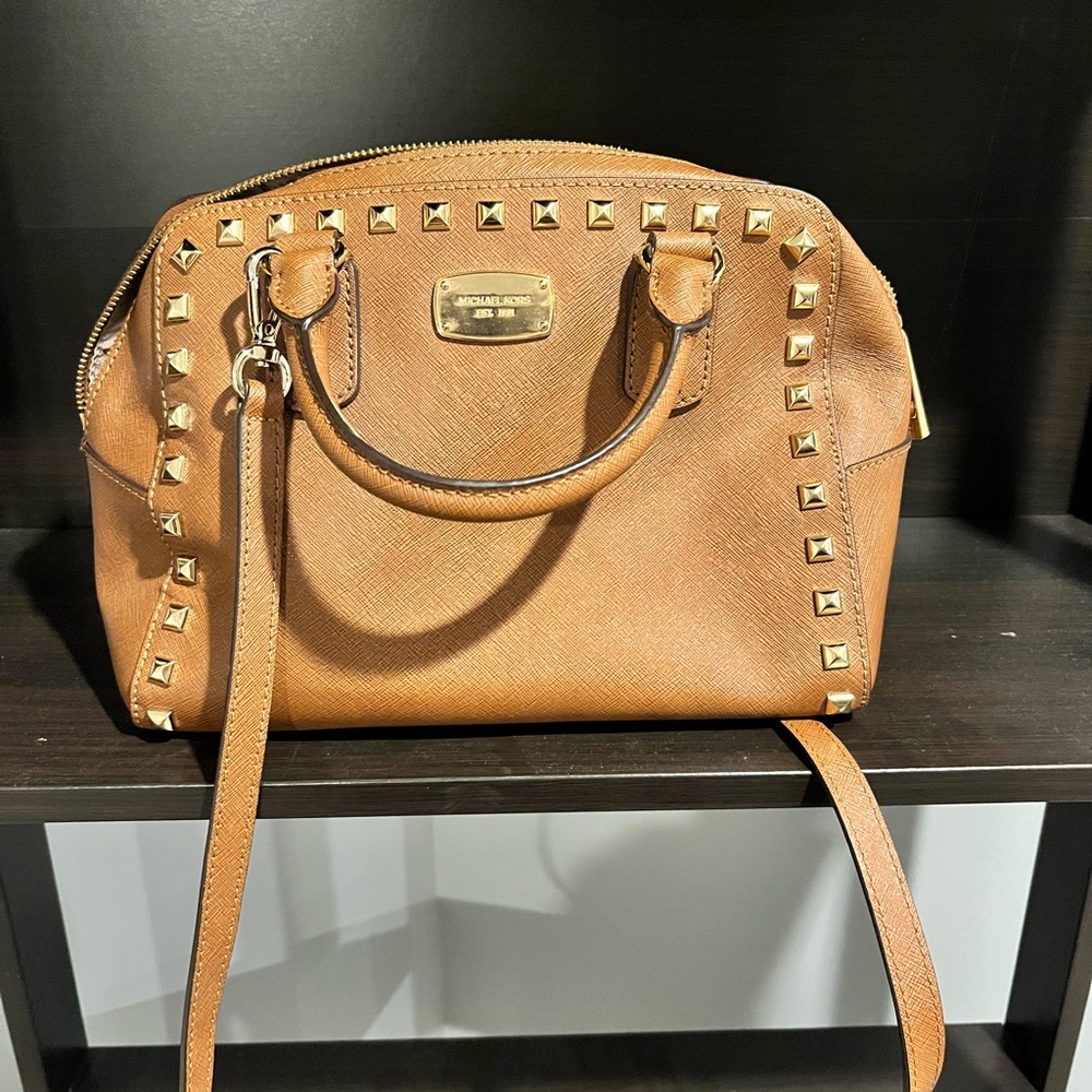 Excellent condition purse